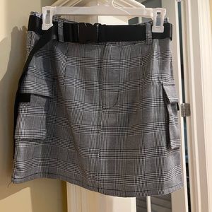 Forever 21 skirt size medium